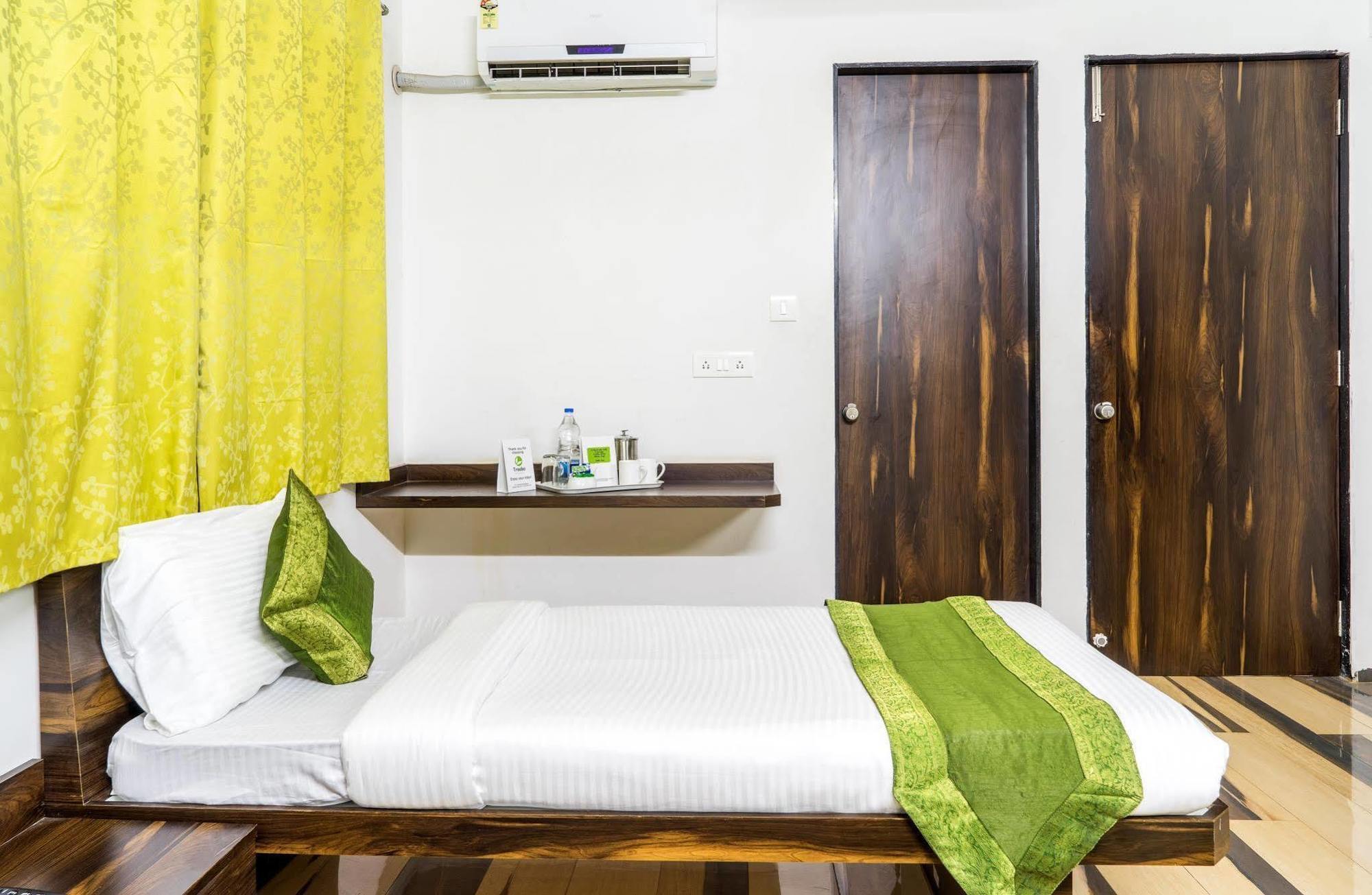 Fabhotel Pruthamesh Pride Нашик Екстер'єр фото