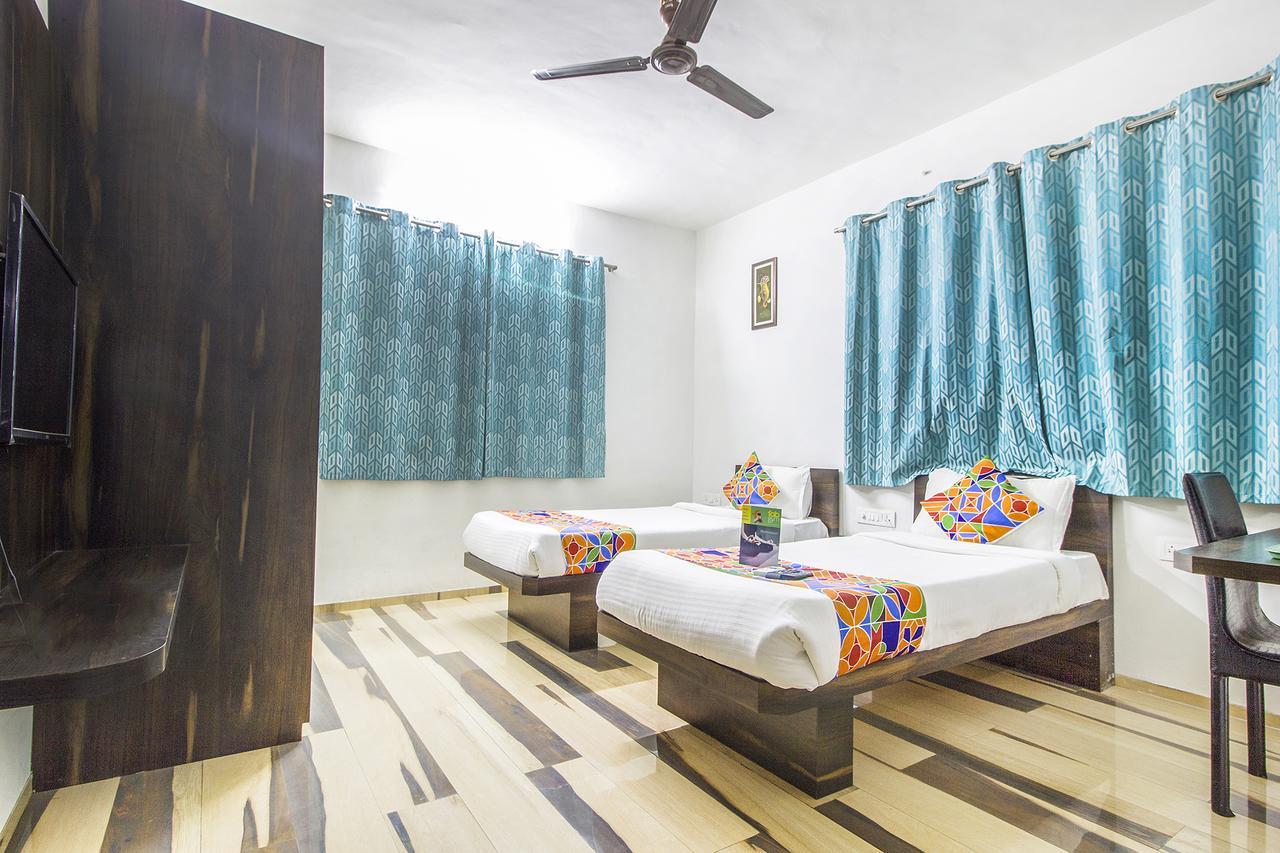 Fabhotel Pruthamesh Pride Нашик Екстер'єр фото