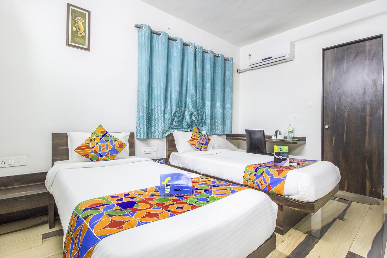 Fabhotel Pruthamesh Pride Нашик Екстер'єр фото