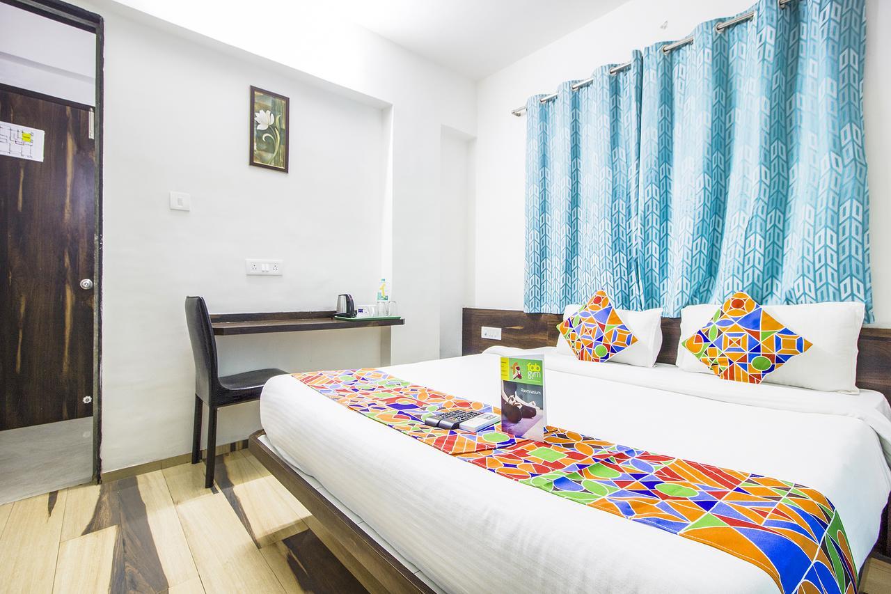 Fabhotel Pruthamesh Pride Нашик Екстер'єр фото